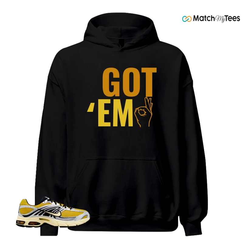 NIKE AIR MAX MOTO 2K SAFFRON QUARTZ METALLIC SILVER BLACK ALABASTER SNEAKER Matching Tees hoodie
