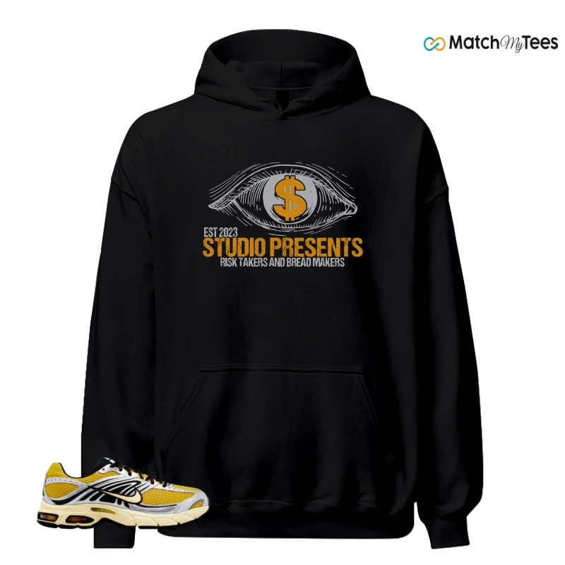 NIKE AIR MAX MOTO 2K SAFFRON QUARTZ METALLIC SILVER BLACK ALABASTER SNEAKER Matching Tees hoodie