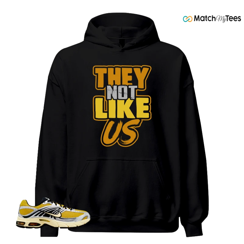 NIKE AIR MAX MOTO 2K SAFFRON QUARTZ METALLIC SILVER BLACK ALABASTER SNEAKER Matching Tees hoodie