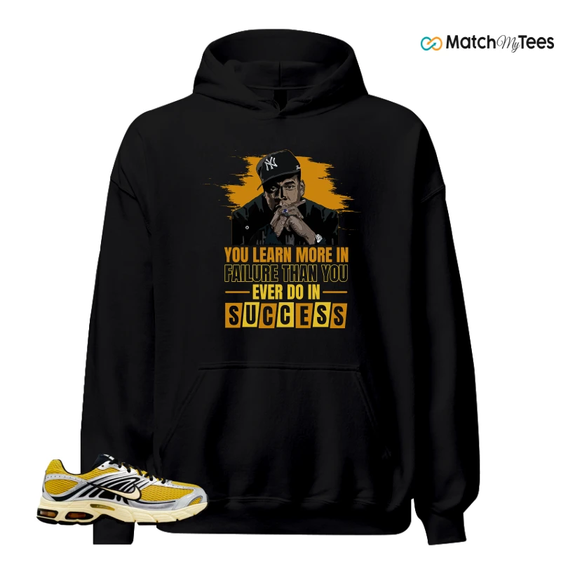 NIKE AIR MAX MOTO 2K SAFFRON QUARTZ METALLIC SILVER BLACK ALABASTER SNEAKER Matching Tees hoodie
