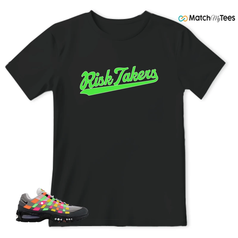 NIKE AIR MAX 95 WOVEN MULTI SNEAKER/WHITE/PEARL GREY/LIGHT CHARCOAL GREY/HYPER PINK/GREEN STRIKE matching T-shirt